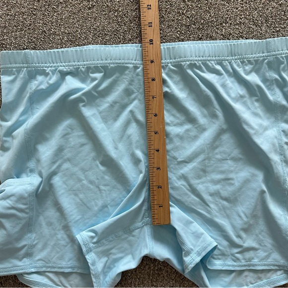 Lilly Pulitzer Luxletic Women’s Shorts XL Light Blue Activewear Nylon Spandex - Picture 6 of 8